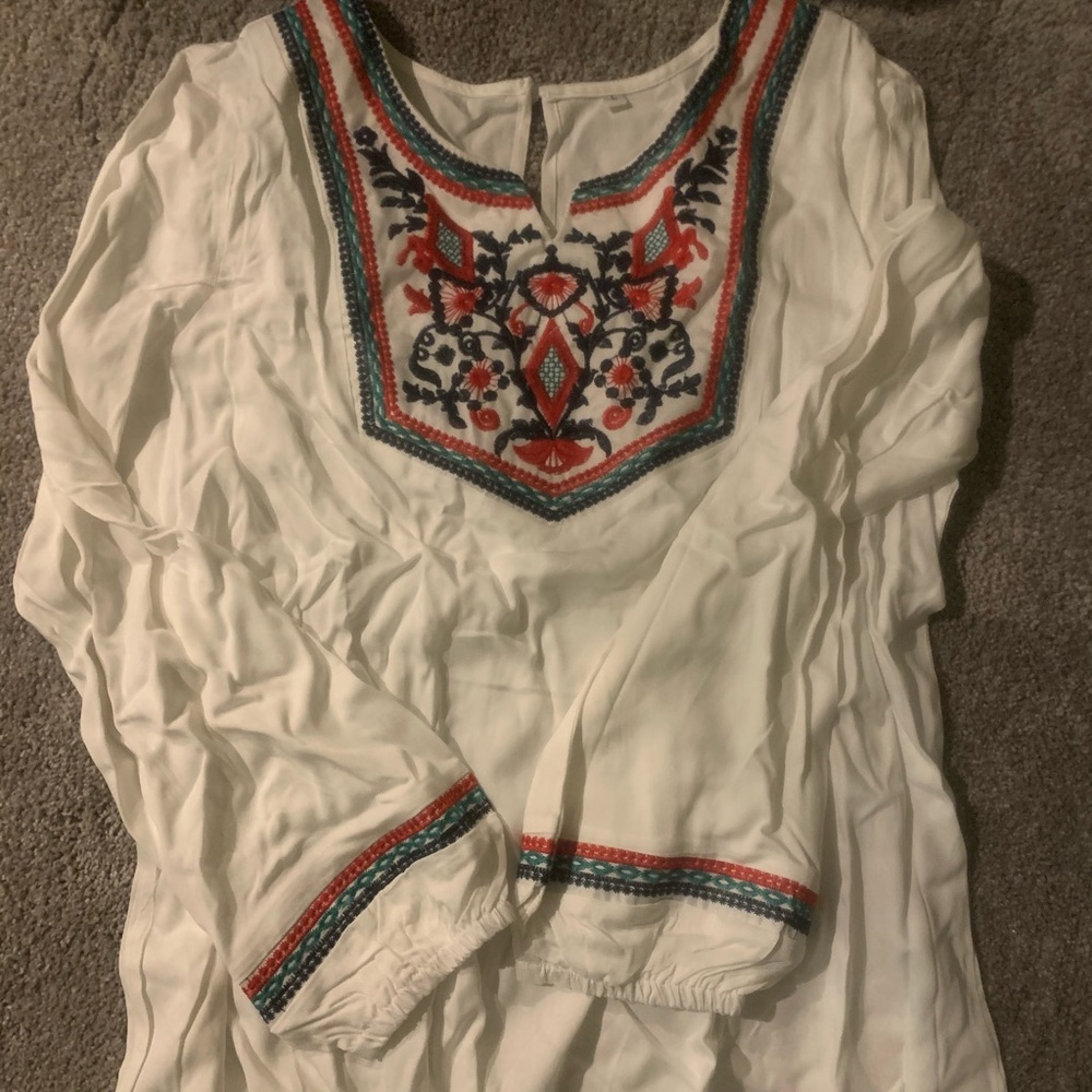 Women’s SHEIN top